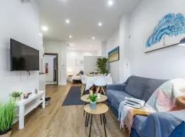 Deluxe Signature Studio - Malaga Center