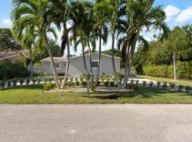 Villa Luxe 4BD 3BR Spacious Villa Heated Pool