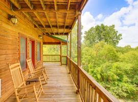 Spacious Cabin with Views, Near Lake Lawtonka!, hotel in Medicine Park