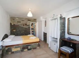 PAROS APARTMENT MELAS b3
