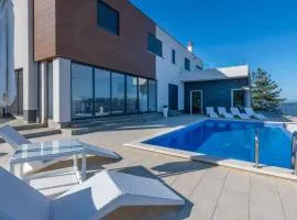 Villa Terra Magica, a villa with an incredible sea view in complete privacy