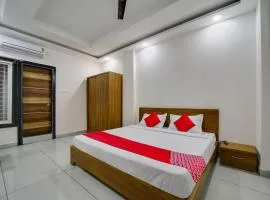 Hotel O Swastik