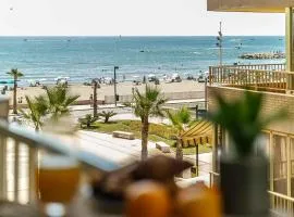 Exclusive Deluxe Apartment - Fuengirola Beachfront