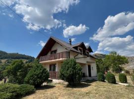 Vikendica u srcu Bjelasnice, hotel in Trnovo