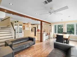 Magnificent Riverside Bright Chalet with Spa