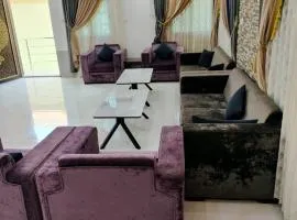 منتجع الكناري