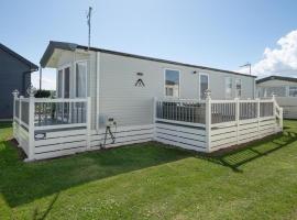 Seaview Holiday Park - Reception End, hôtel avec piscine à Chestfield