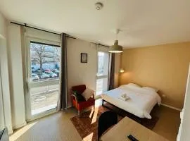 We Live In R - Suite 103