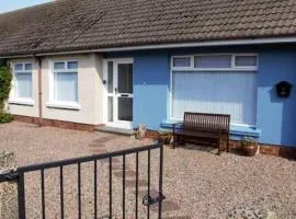 Cosy Coastal Cottage in Portballintrae