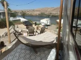 Fisher Paradise Oasis on the River