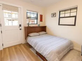 Charming Casita near USC, SOFI, and Culver City