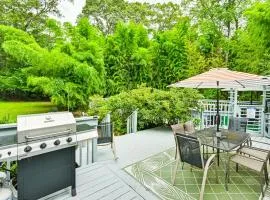Tranquil and Pet-Friendly Estate on Long Island!