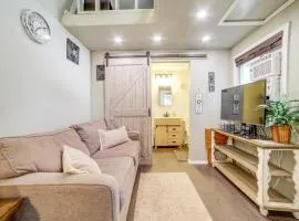 Cozy Tiny Home 1 Mi to The Village at Meridian