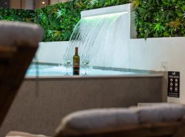 BEQUEST Gold Luxury suites, hotel i Korinth