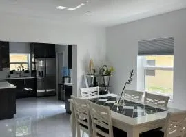 North Miami Vacation Home