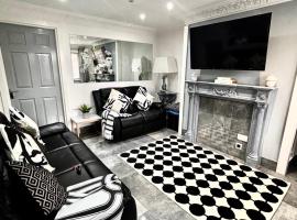 2 bed house sleeps 4-5