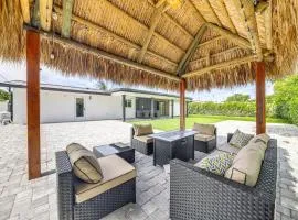 5 Mi to Delray Public Beach Home with Large Patio!