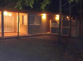 Tranqueras al norte, holiday home in Chascomús