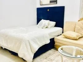 1bedroom hall