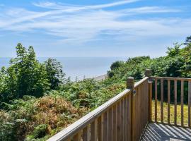 Seaview Two - Uk50166, hotel i Corton