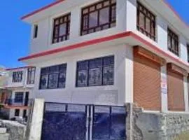 Lhasa Norling Homestay By StayApart