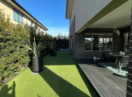 Exclusive Perfectly Big House by My Lodgingfy International