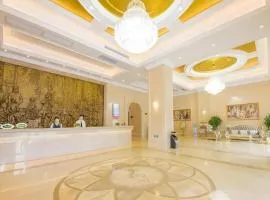 Vienna Classic Hotel Qingyuan Taihe Ancient Cave Scenic Area