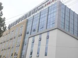 GreenTree Inn Linyi Feixian Jianshe Road Express Hotel