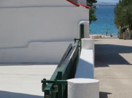 Apartments Luka, hotel a Pakoštane