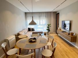 Bliss Apartment, hotel di Tiranë