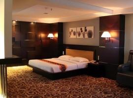 89 Hotel Batam, hotel with hot tubs in Nagoya