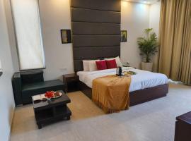 Hotel Florence near Artemis Hospital, hotel v destinaci Gurgáon