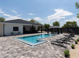 Lovely Home In Imotski, hotel in Imotski