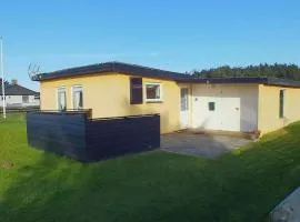 Cozy Summer House In Løkken