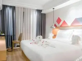 Borrman Hotel Zhuhai Gongbei Port Fuhuali Light Rail