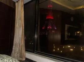 Eiffel Tower Facing Apartment
