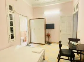 Nhà nghỉ Vườn Đào