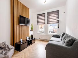 Modern 2BR Free Parking Walk to City, hotel a Belfast