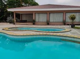 Poolside Cottage