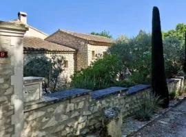 L'appart Thé - Charme apaisant au coeur des Alpilles