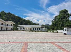 Hotel Quick Twenty and Riverside Pvt Ltd, Hotel in Bākhri Kharka