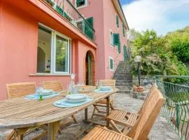2 Bedroom Awesome Home In Moneglia