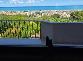 Casa VISTA MARE con giardino