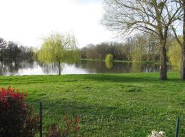 Camping du Mouchet, camping &agrave; La Chapelle-Viviers
