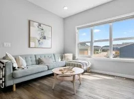 Relax in Comfort, AC, YYC, CrossIron Mills, Banff