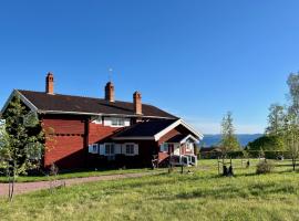 Spacious country house with private sauna, Hotel in Rättvik