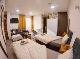 Good Mood Apartments & Parking 2