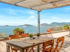 La terrazza sul mare Private parking AC Big terrace