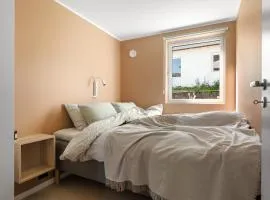 Northstay - Tromsø Urban Retreat - Free Parking, Brand New & Modern
