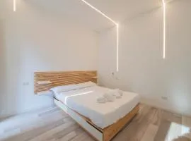 I-Host Apartment - Cambiasi 8